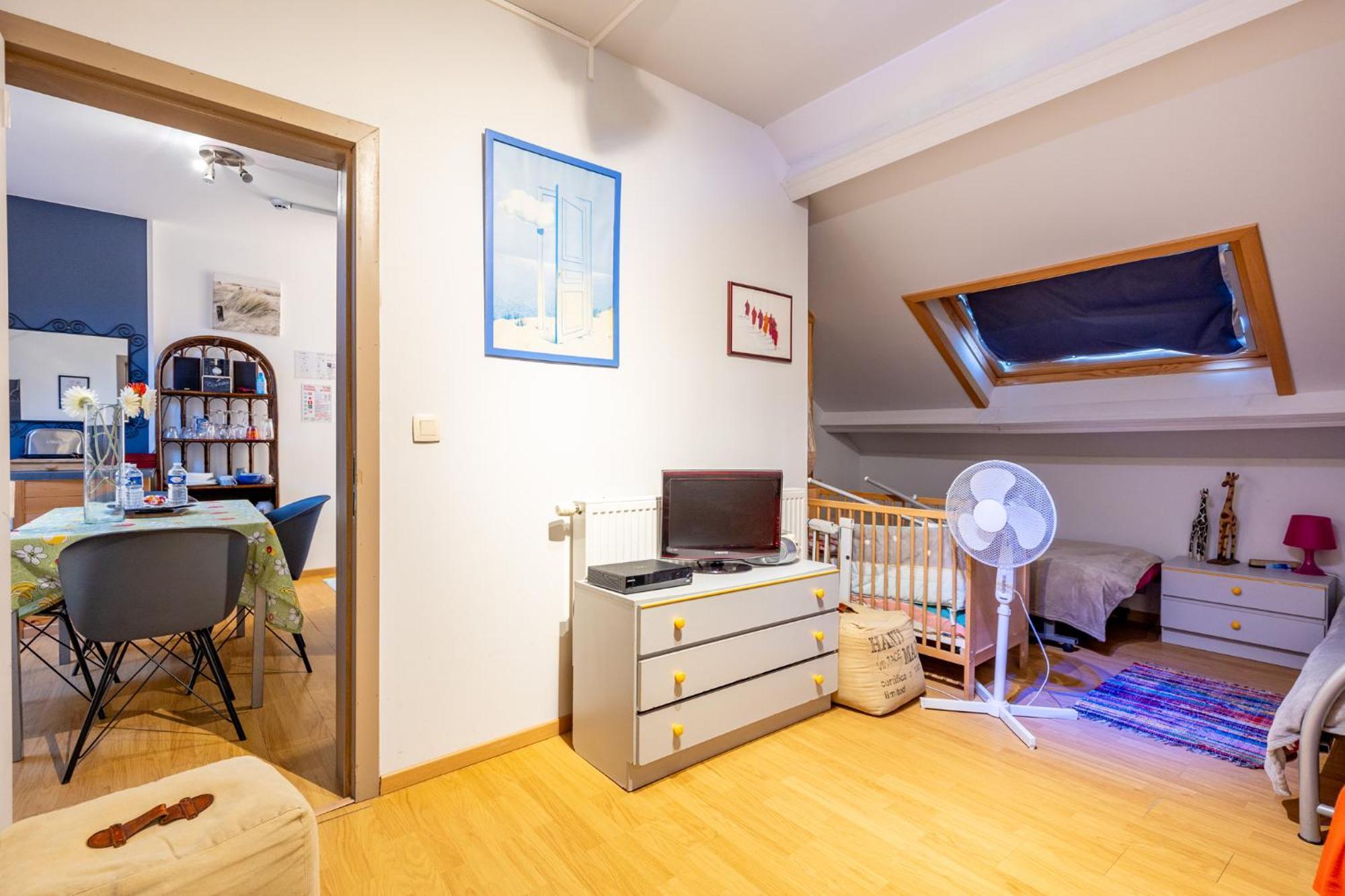 Claire De Meuse Cozy Apartment Detox With River And Hills Anhée المظهر الخارجي الصورة